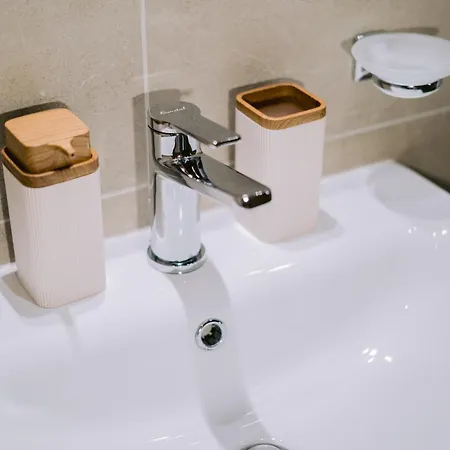 Forest Mist/plaza Afi Mall *