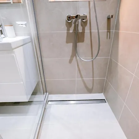 Forest Mist/plaza Afi Mall דירה *