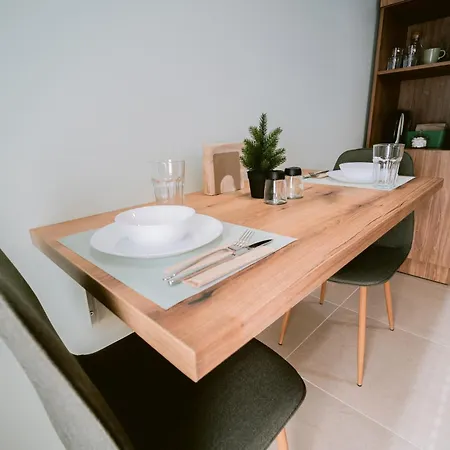 Forest Mist/plaza Afi Mall *