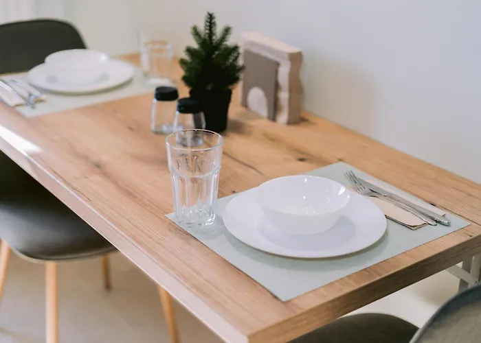 Apartmán Forest Mist/plaza Afi Mall *