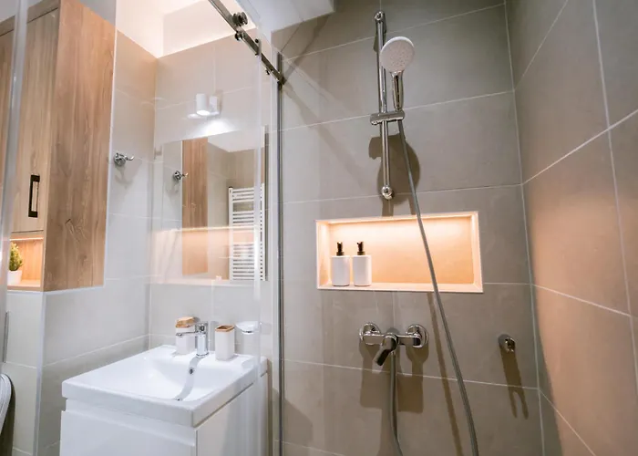 Forest Mist/plaza Afi Mall